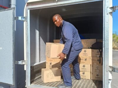 THE OIL WAREHOUSE (PTY) LTD