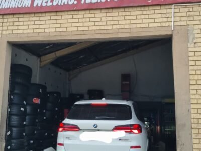 Scotts Linus Tyres
