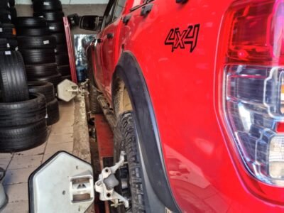 Scotts Linus Tyres