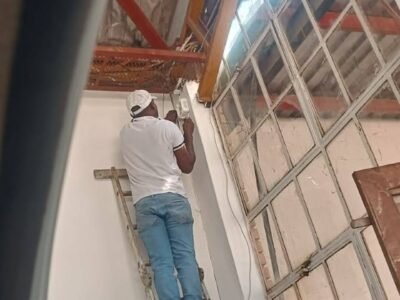 OLD TOOLROOM BESPOKE CRAFT